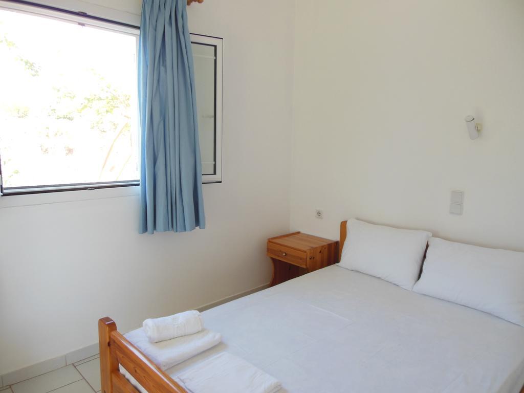 Helonata Apartments Аркуди Екстериор снимка